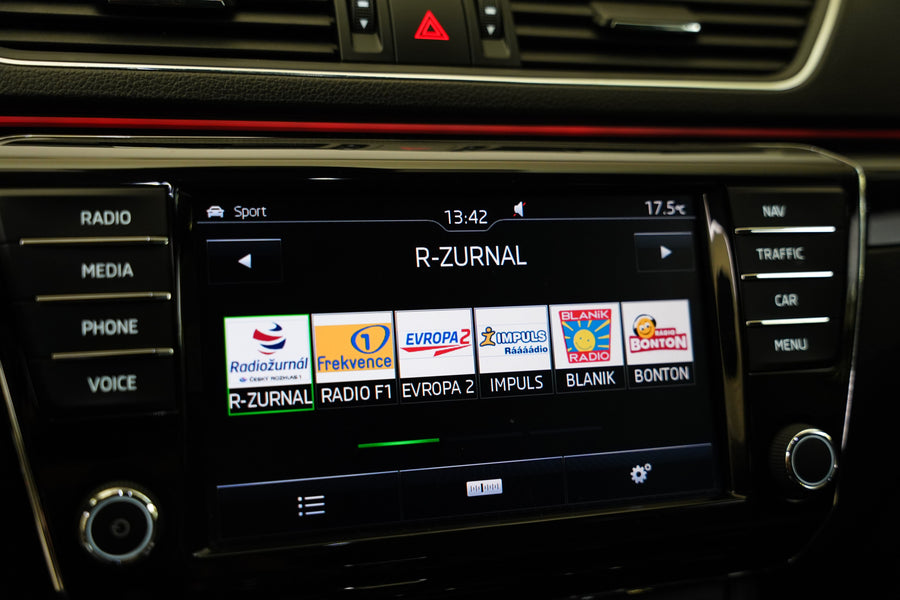 Škoda Superb 2.0 TDI 140 kW Laurin&Klement – foto 22