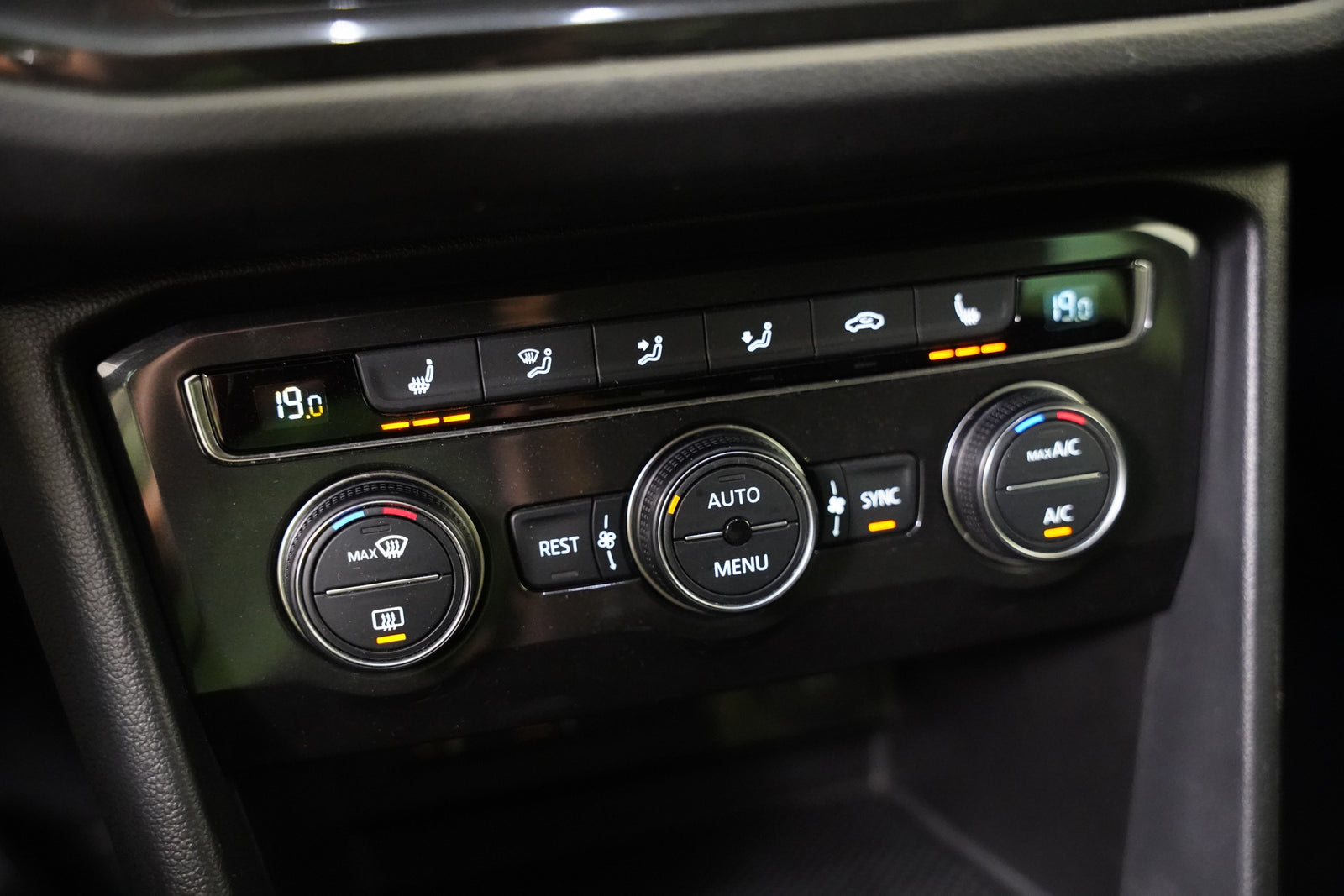 Volkswagen Tiguan 1.4 TSI 110kW 4Motion Highline – foto 22