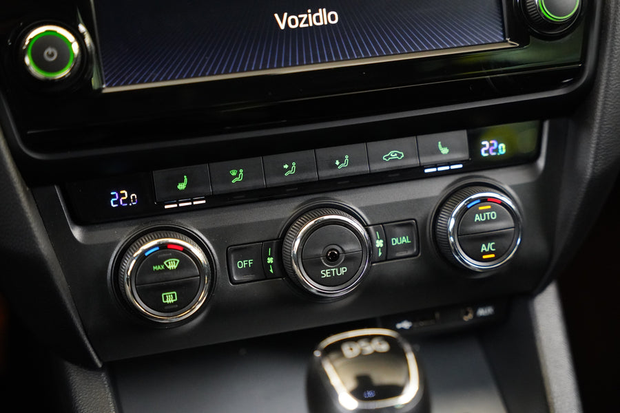 Škoda Octavia 2.0 TDI 110 kW DSG Elegance – foto 22