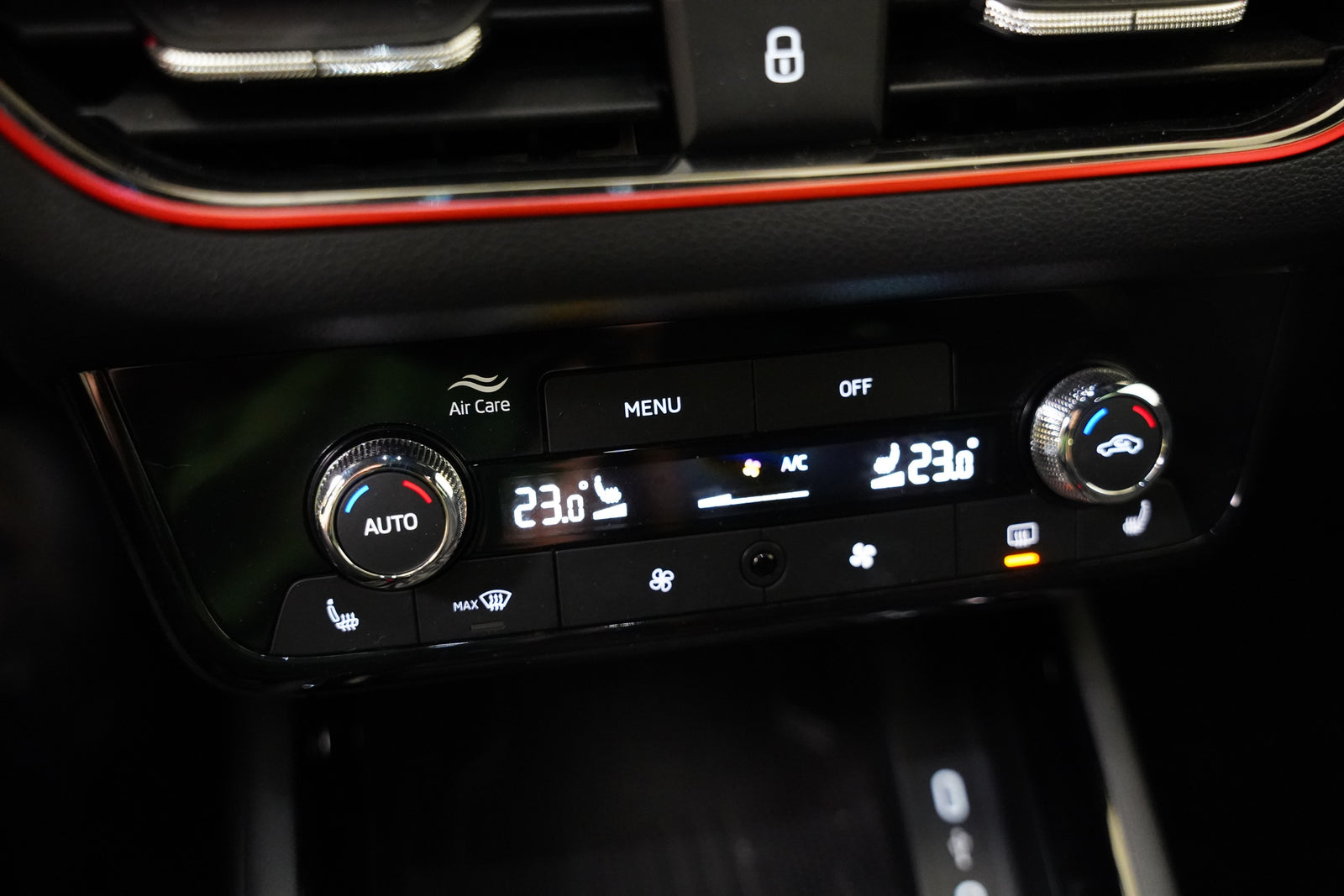 Škoda Scala 1.5 TSI 110 kW DSG Monte Carlo – foto 21