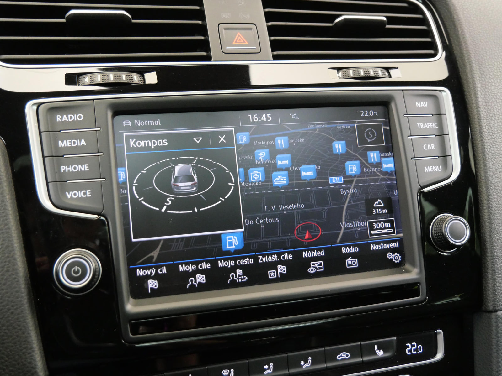 Volkswagen Golf 2.0 TSI 221 kW 4Motion "R" – foto 21