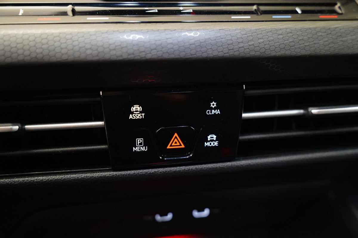 Volkswagen Golf 2.0 TSI 180 kW DSG GTI – foto 22