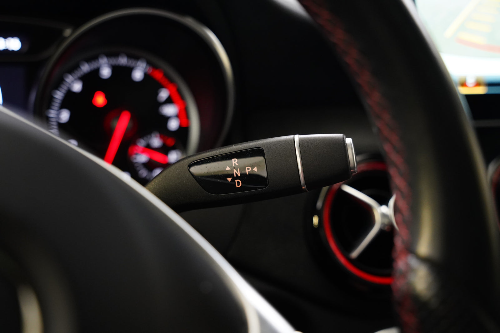 Mercedes-Benz CLA 250 160 kW 4MATIC Sport – foto 22