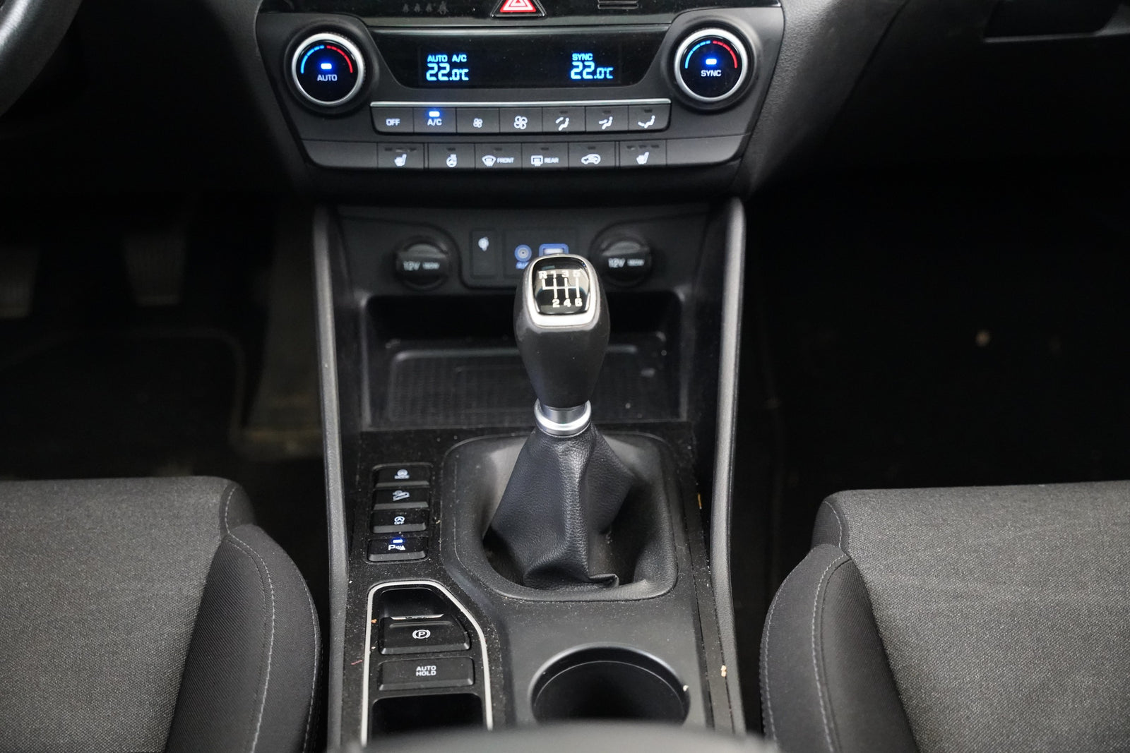Hyundai Tucson 1.6 CRDI 100 kW – foto 22