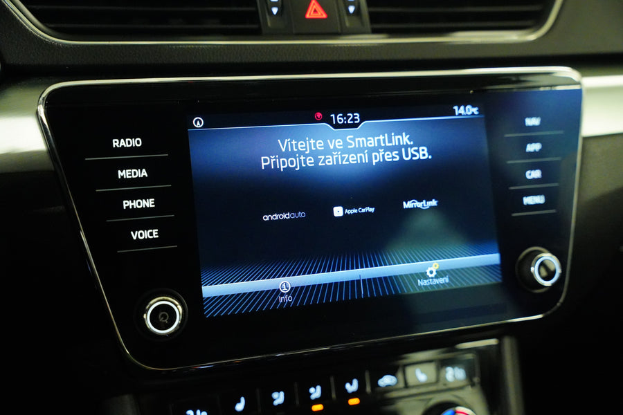 Škoda Superb 2.0 TDI 110 kW AMBITION – foto 22
