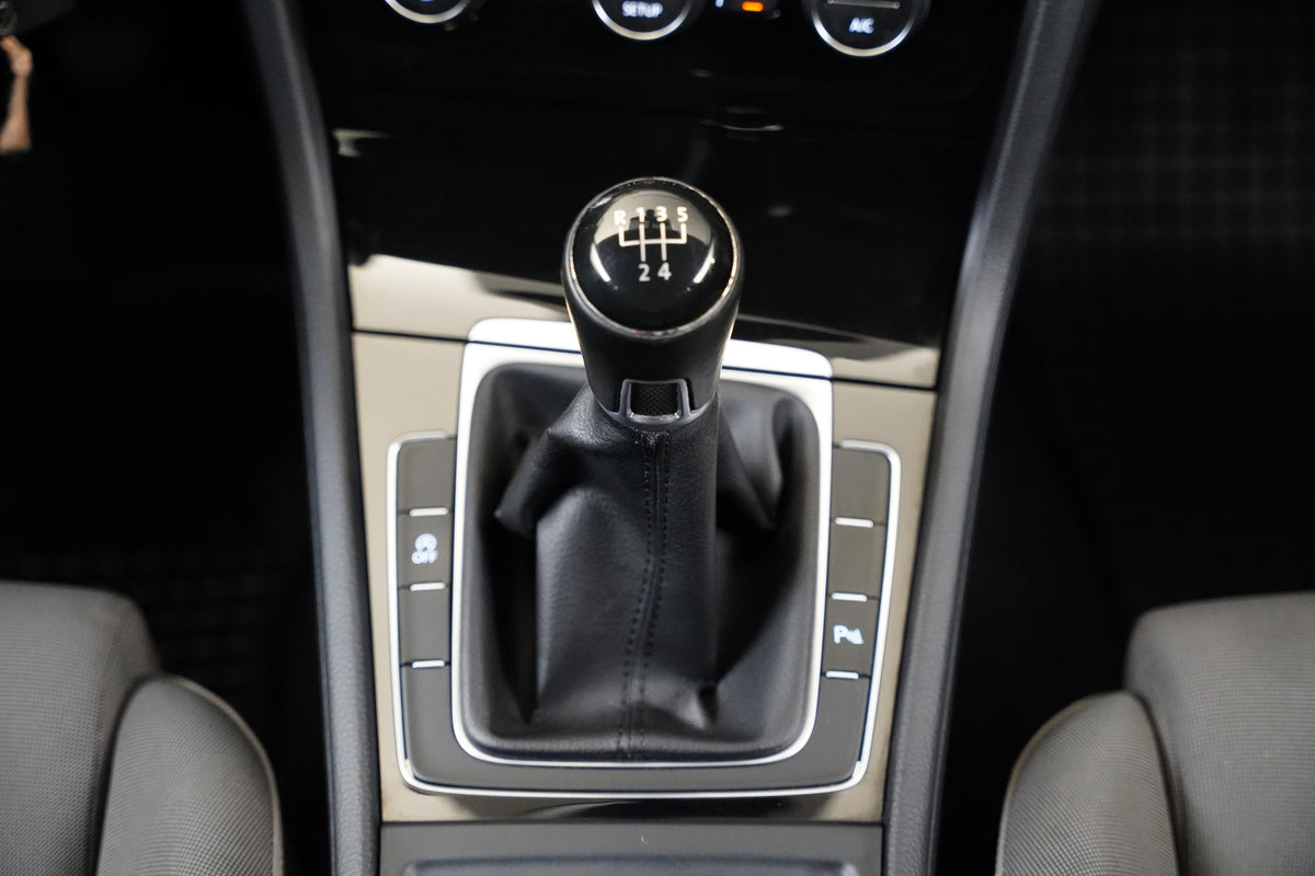 Volkswagen Golf 1.6 TDI 77 kW Highline – foto 22