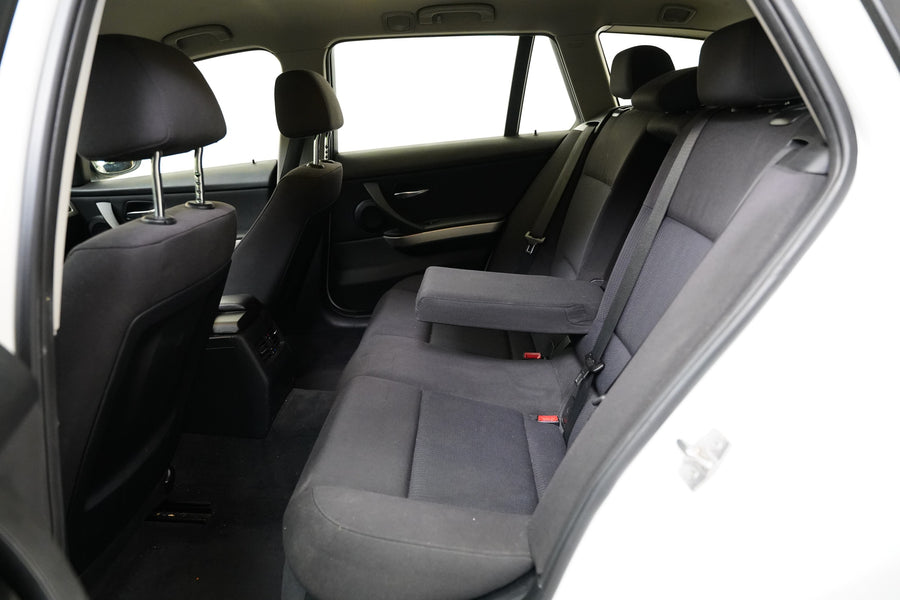 BMW Řada 3 318d 105 kW – foto 22