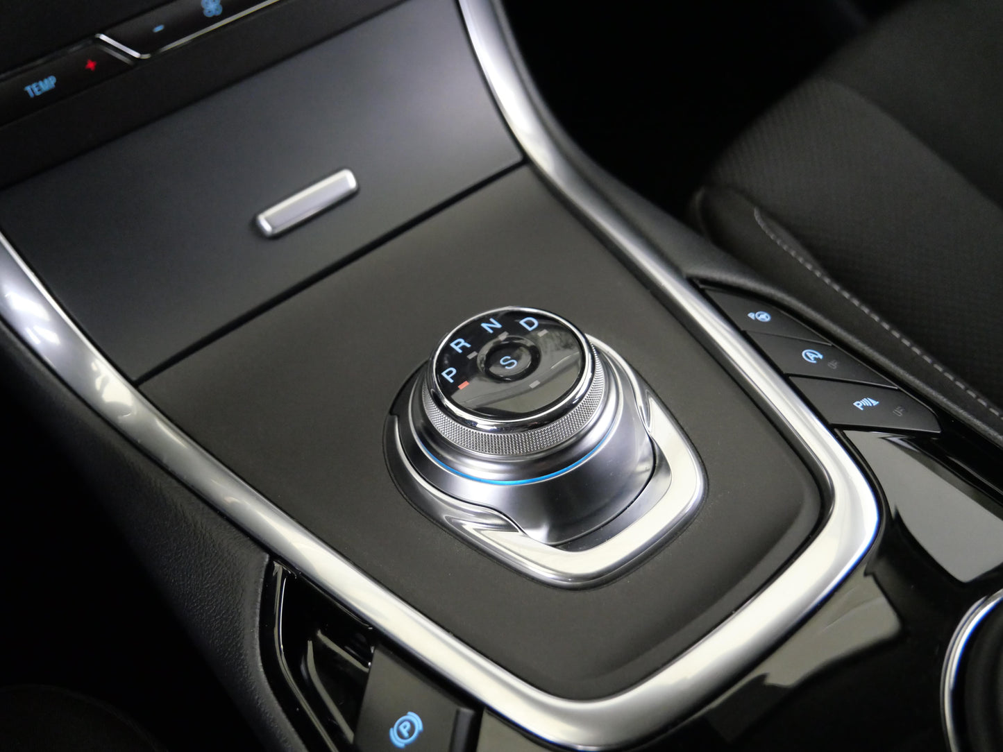 Ford S-MAX 2.0 EcoBlue 140 kW Titanium