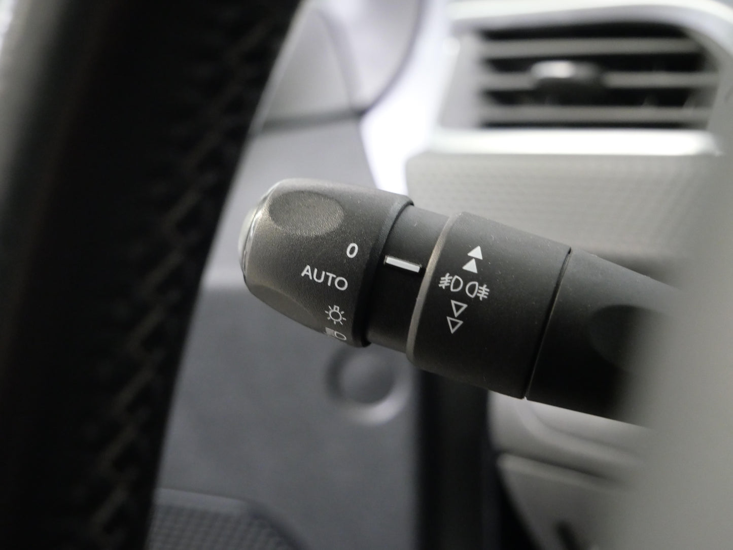 Peugeot 2008 1.6 VTi 88 kW Allure