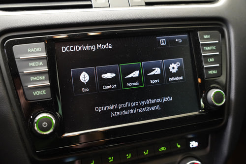 Škoda Octavia 1.8 TSI 132 kW DSG Style – foto 22