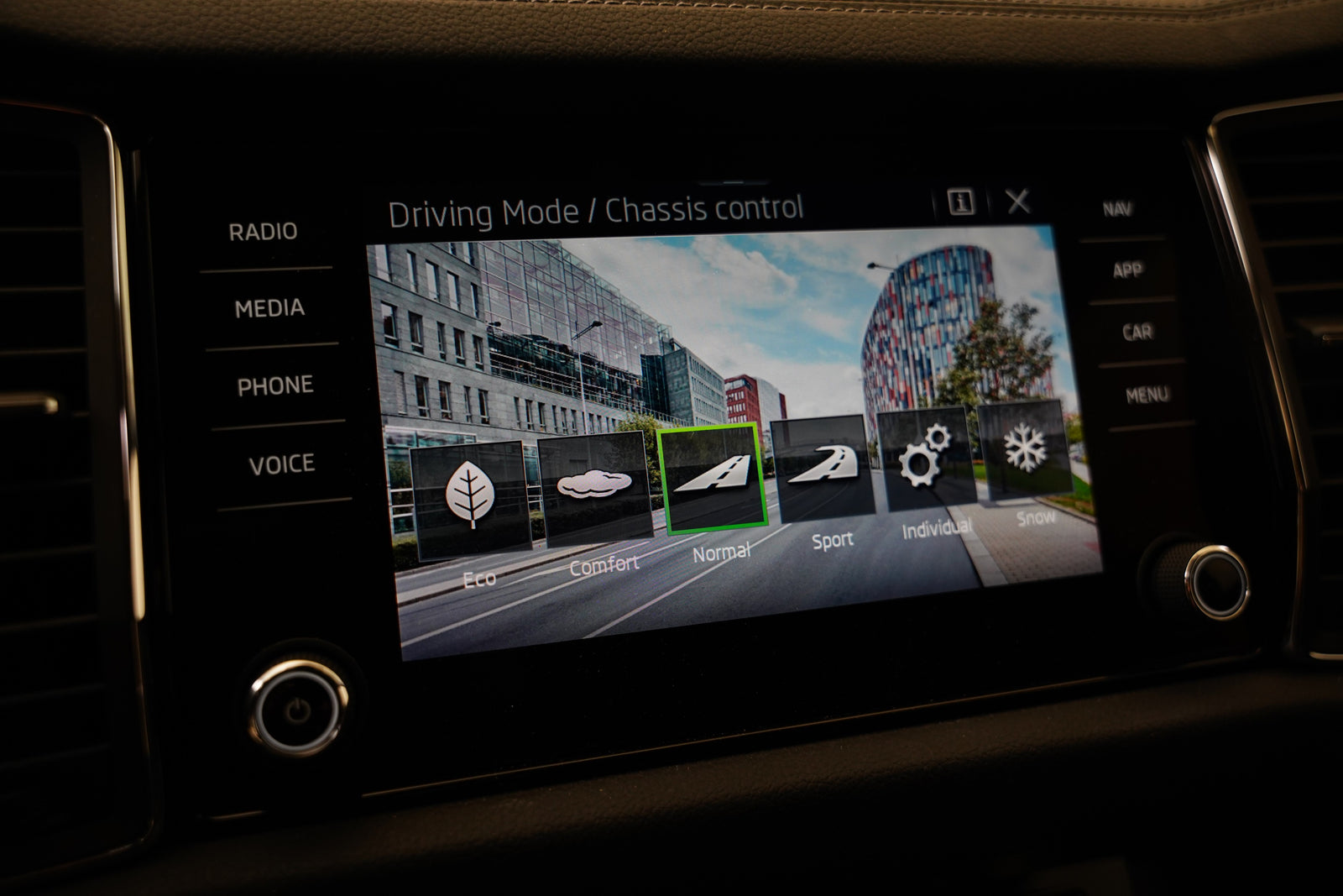Škoda Kodiaq 2.0 TDI 147 kW DSG 4x4 L&K – foto 22