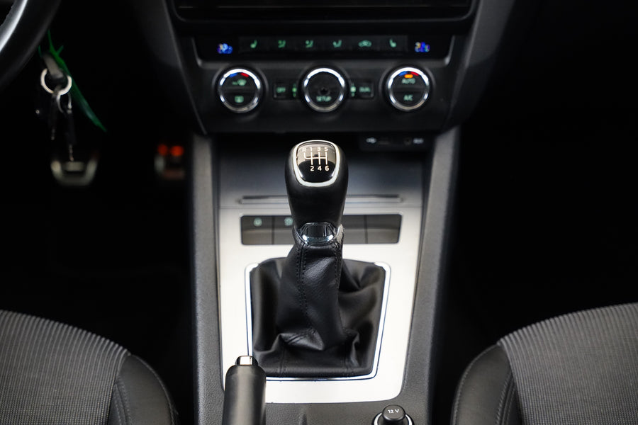 Škoda Octavia 2.0 TDI 110 kW Elegance – foto 22