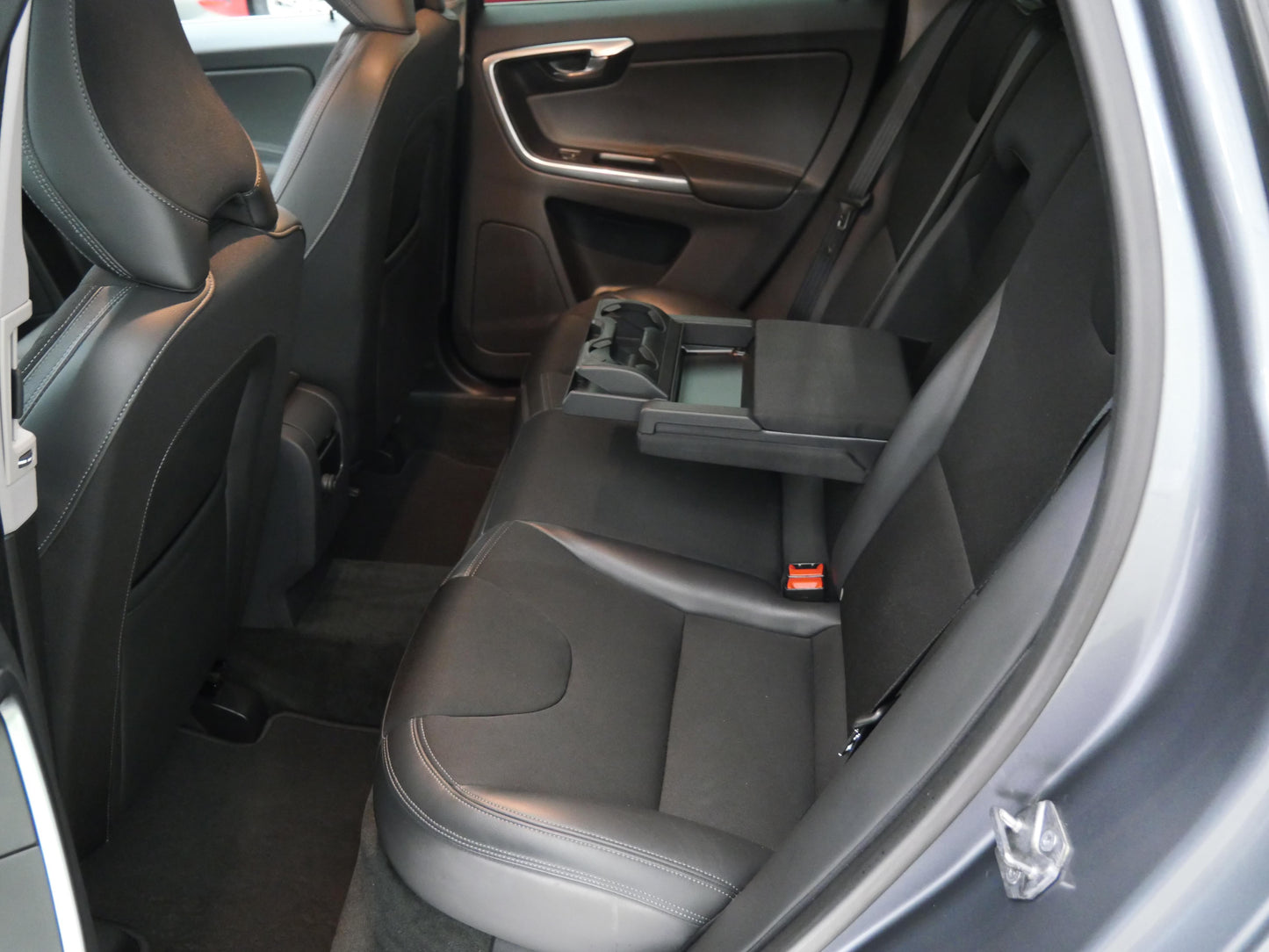 Volvo XC60 2.4 D 140 kW Momentum