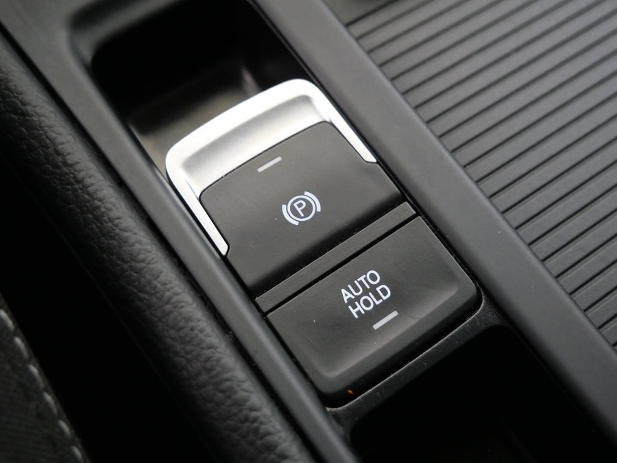 Volkswagen Golf 2.0 TSI 221 kW 4Motion "R" – foto 22