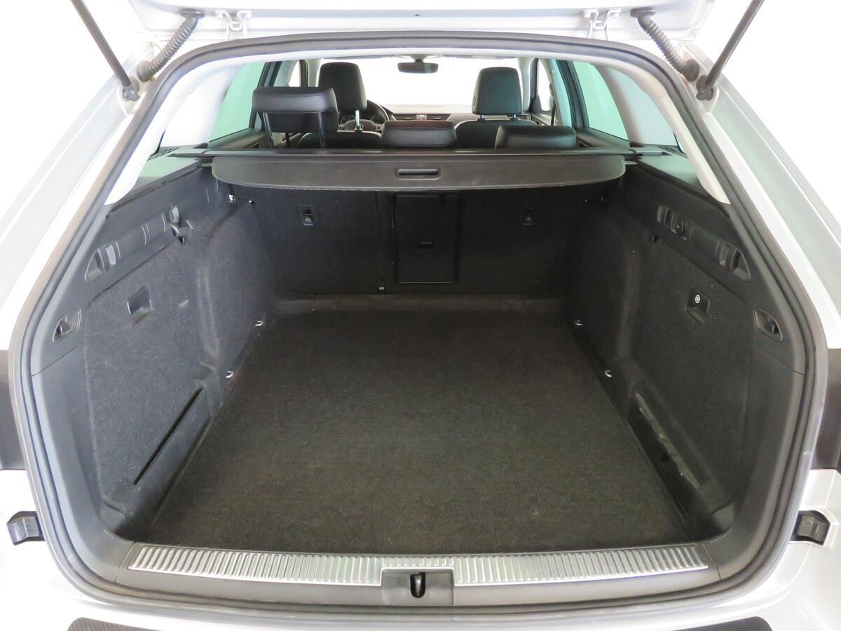 Škoda Superb 2.0 TDI 110 kW Style