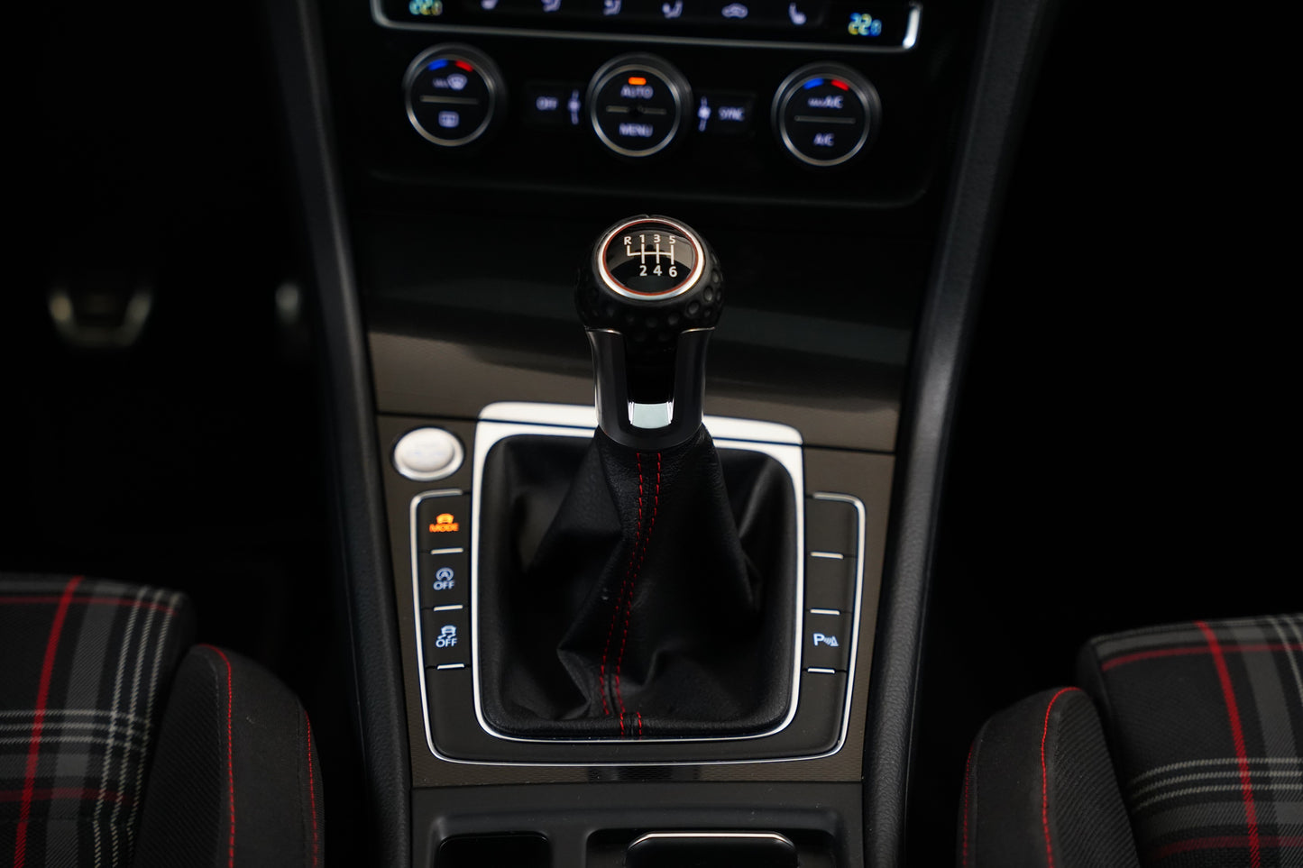 Volkswagen Golf 2.0 TSI 169 kW GTI