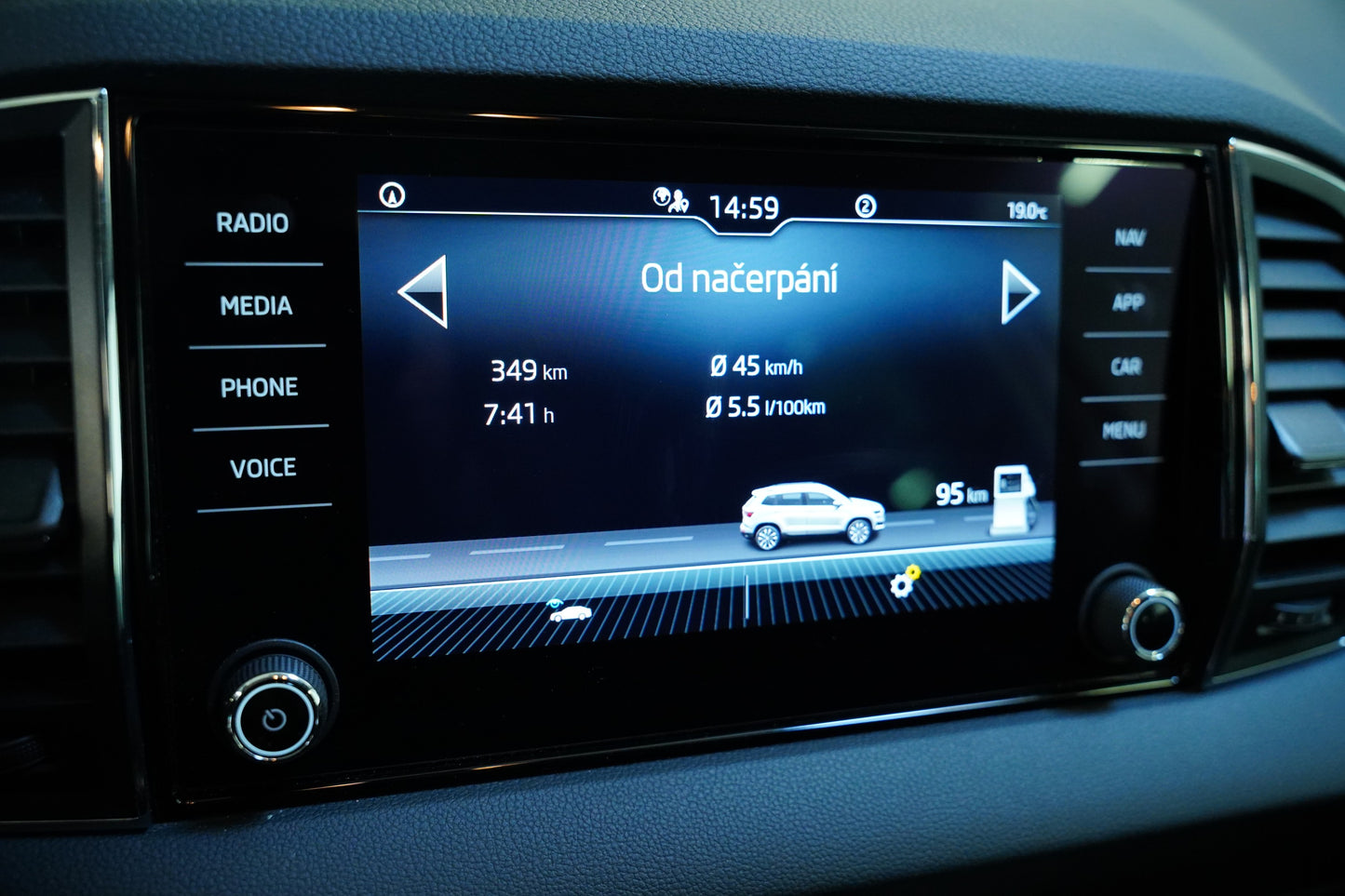 Škoda Karoq 2.0 TDI 85 kW Ambition