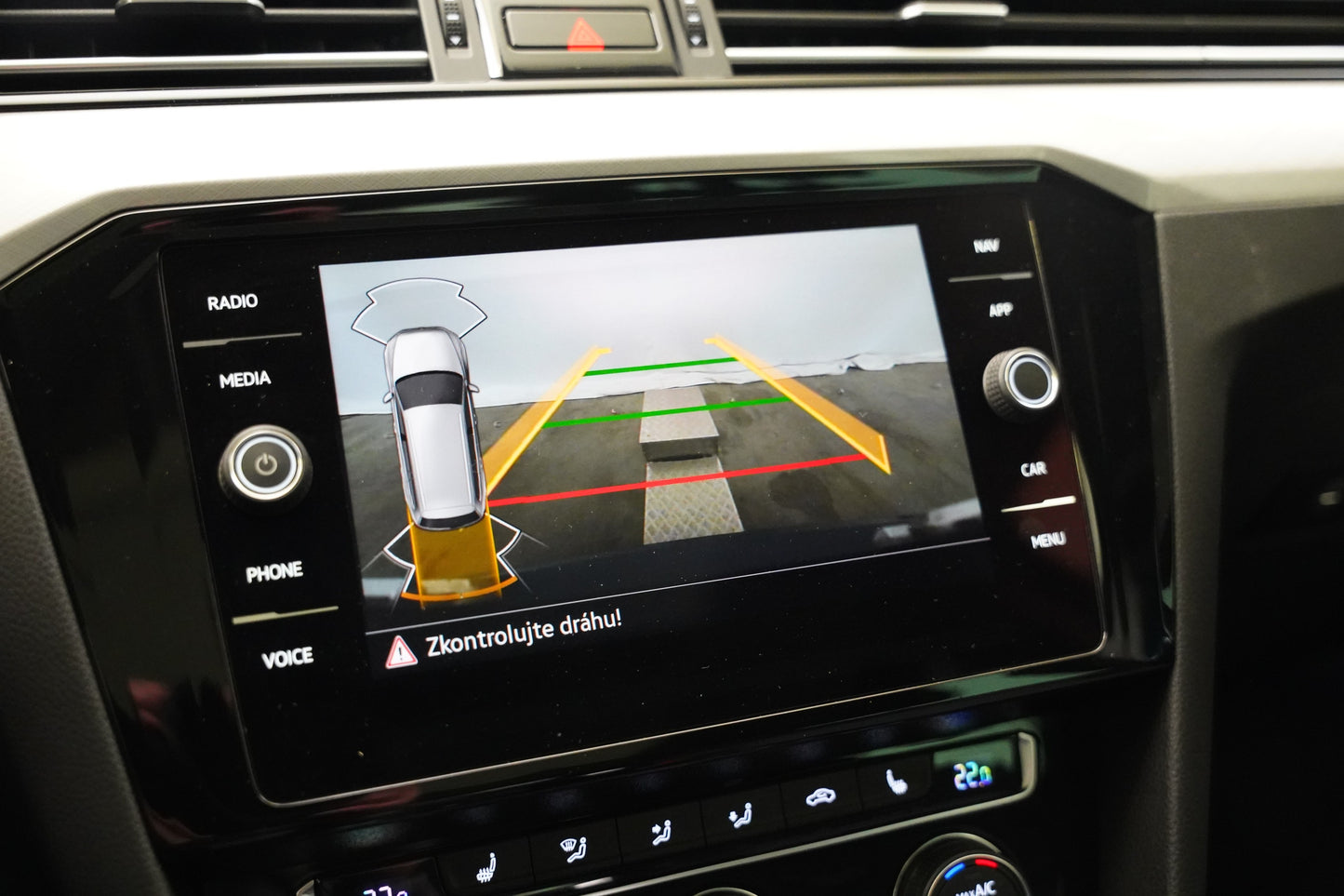 Volkswagen Passat 2.0 TDI 140 kW Business