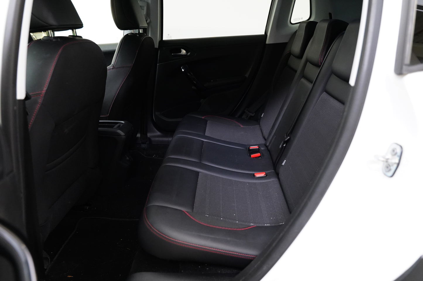 Peugeot 2008 1.2 PureTech 81 kW GT-Line