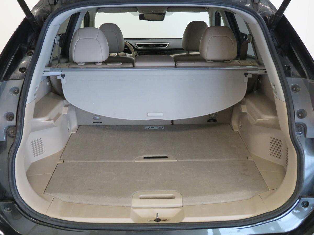 Nissan X-Trail 1.6 DCI 96 kW Tekna