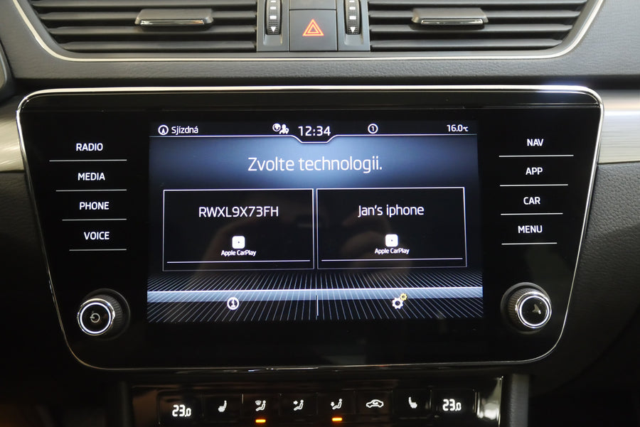 Škoda Superb 2.0 TDI 147 kW Style – foto 22