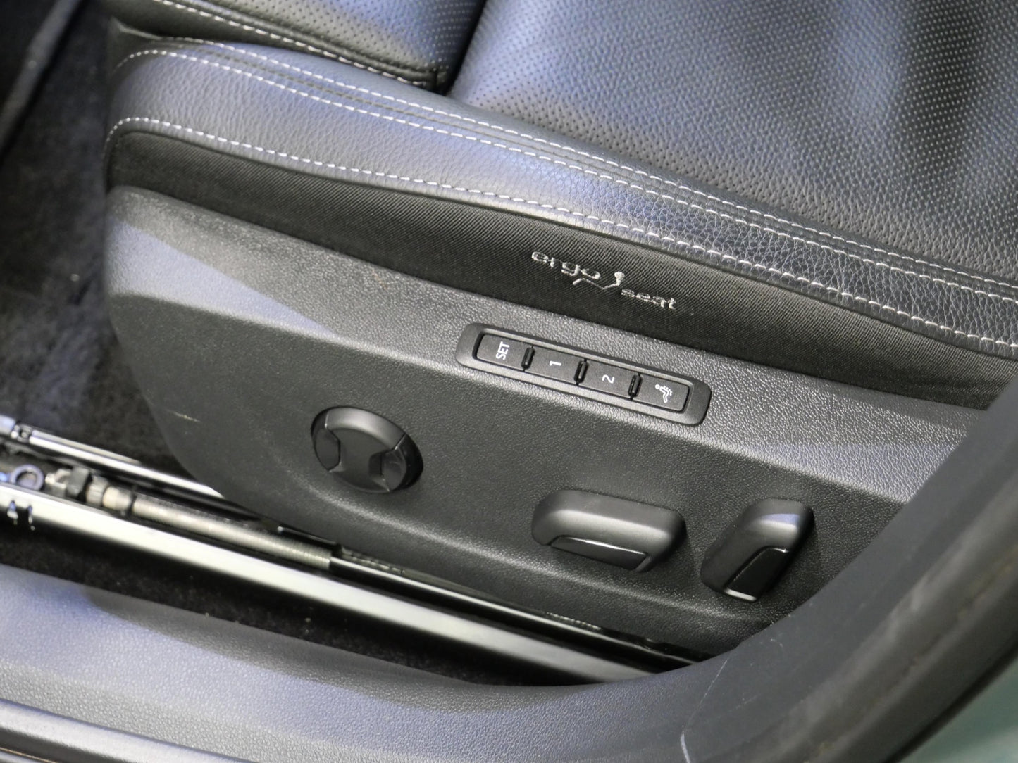 Škoda Octavia 2.0 TDI 110 kW Excl. Selection