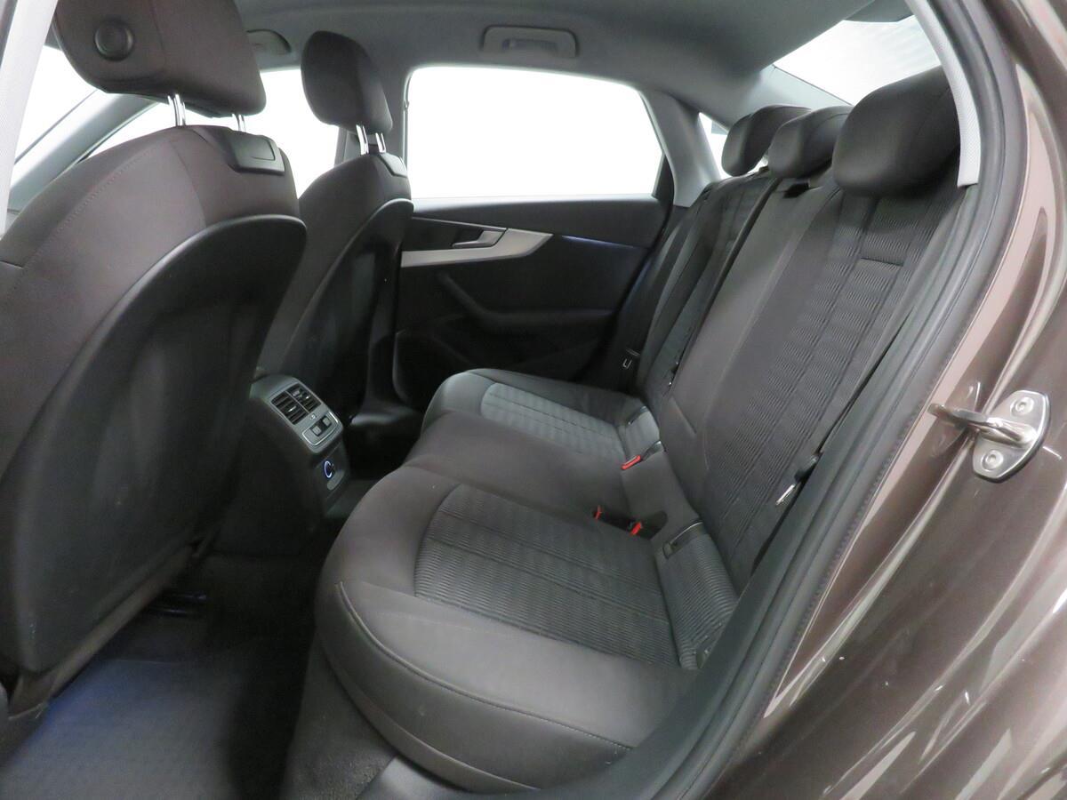 Audi A4 2.0 TDI 110 kW Design