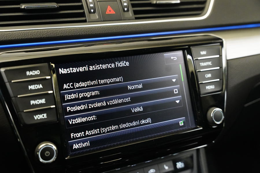 Škoda Superb 2.0 TDI 140 kW DSG Style – foto 23