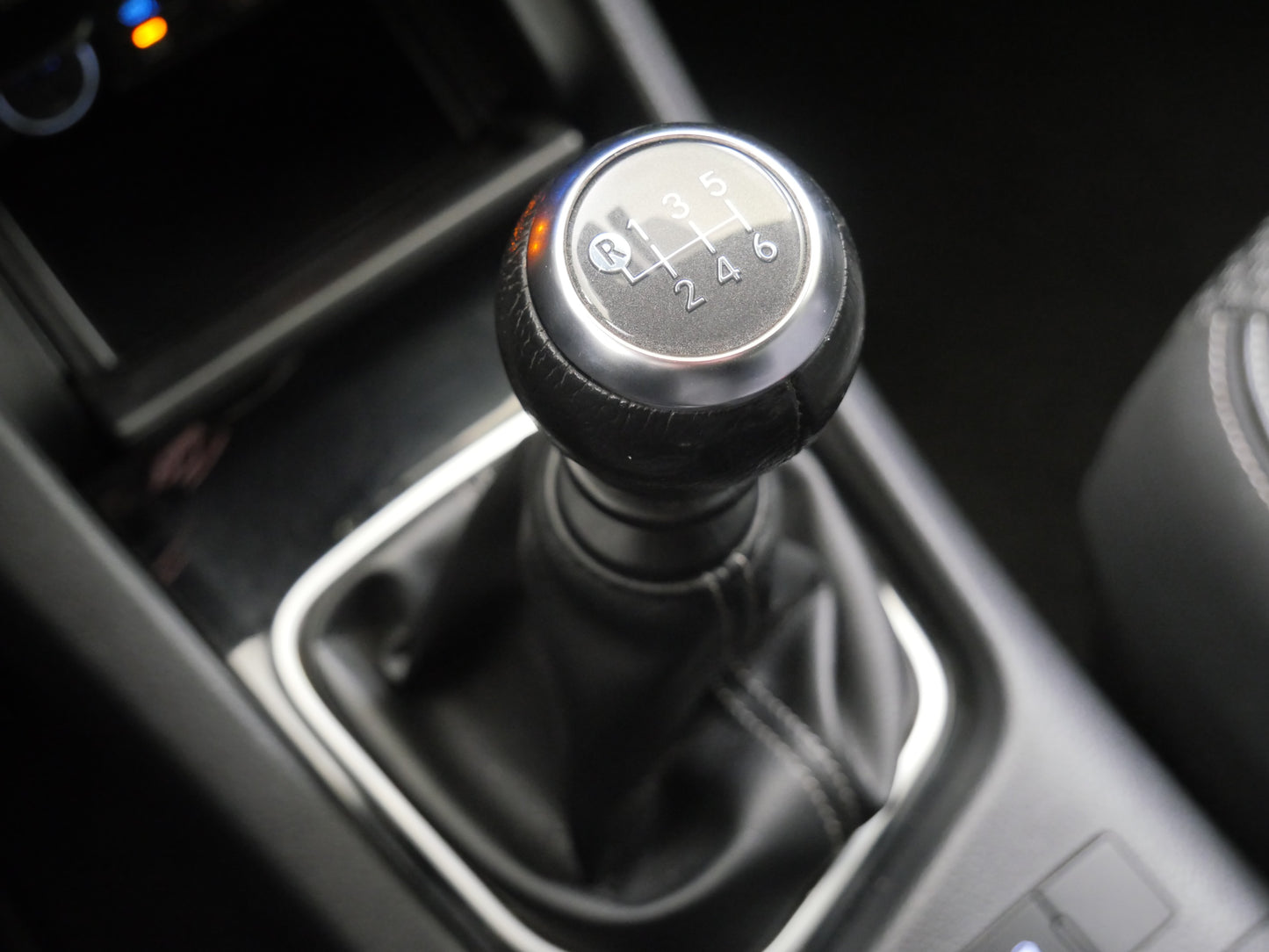 Toyota Corolla 1.6 Valvematic 97 kW Executive