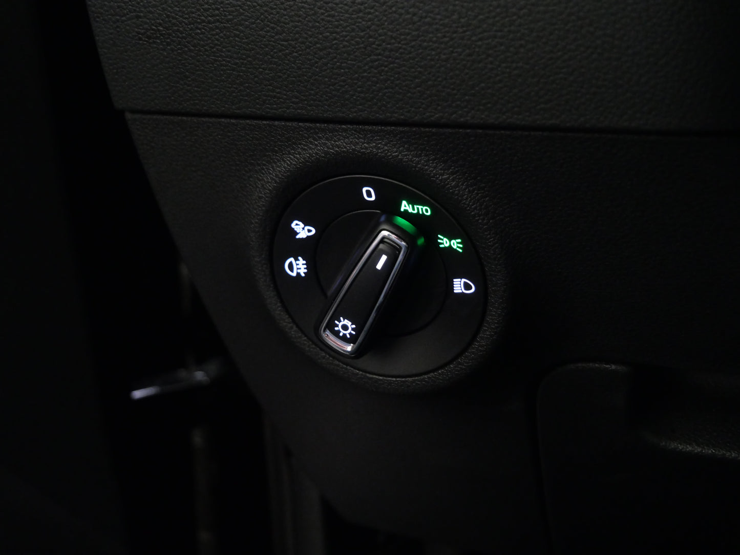 Škoda Karoq 1.5 TSI 110 kW Top Selection