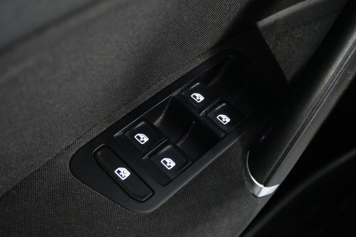 Volkswagen e-Golf 85 kW Comfortline – foto 12