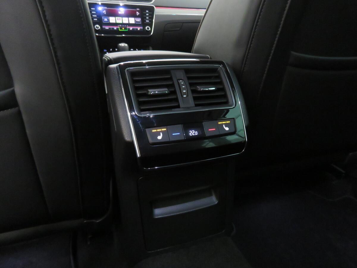 Škoda Superb 2.0 TDI 147 kW Scout