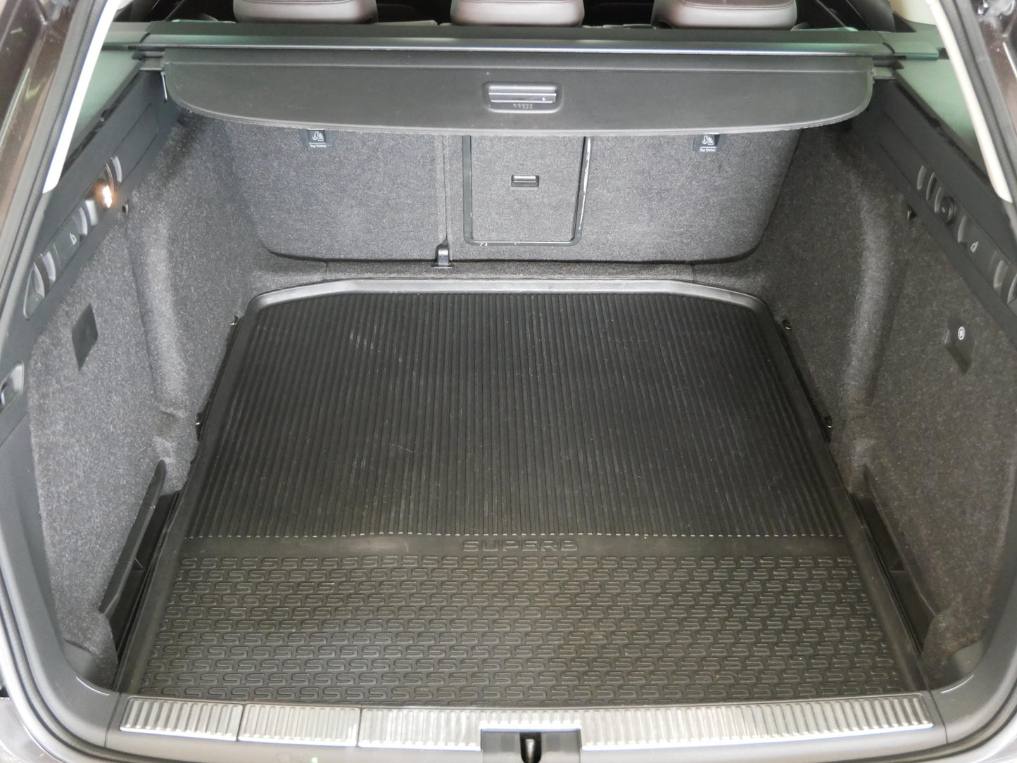 Škoda Superb 2.0 TDI 140 kW 4x4 L&K