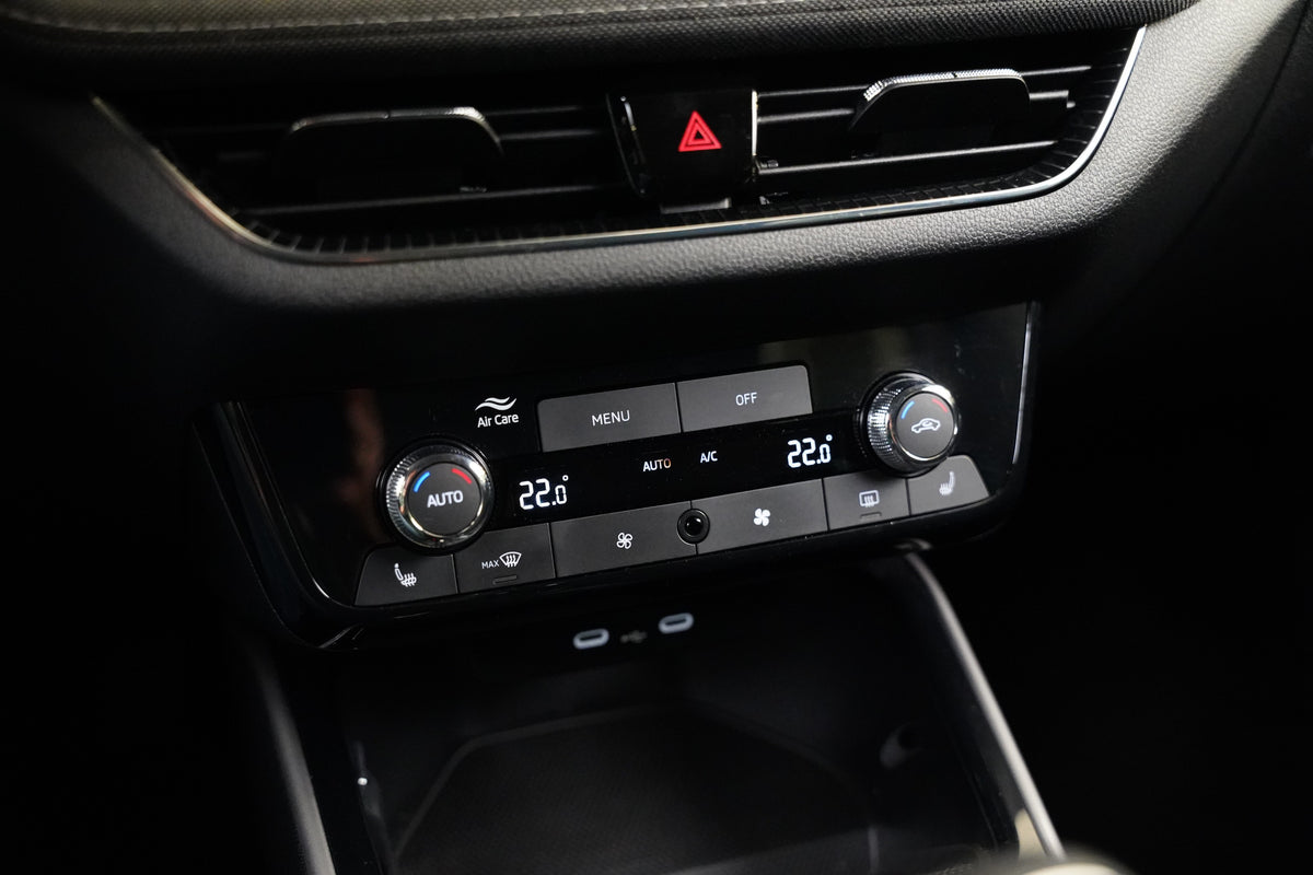 Škoda Fabia 1.0 TSI 85kW DSG Top Selection – foto 22