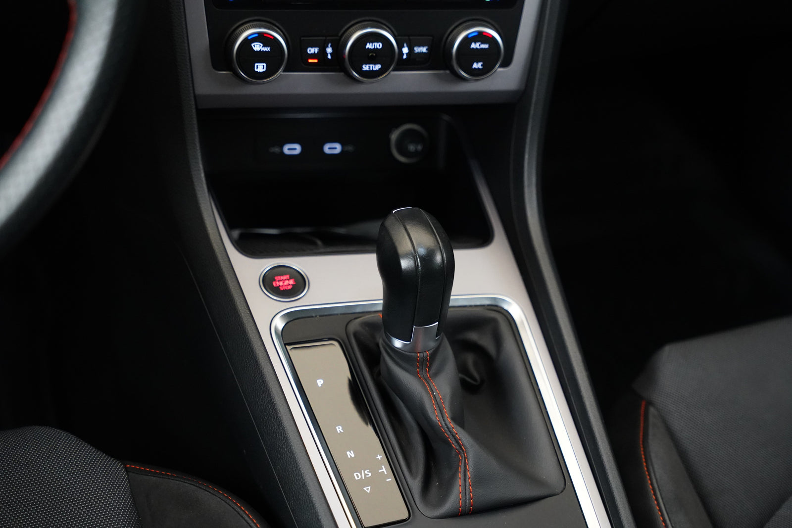 Seat Ateca 2.0 TDI 110 kW FR – foto 23