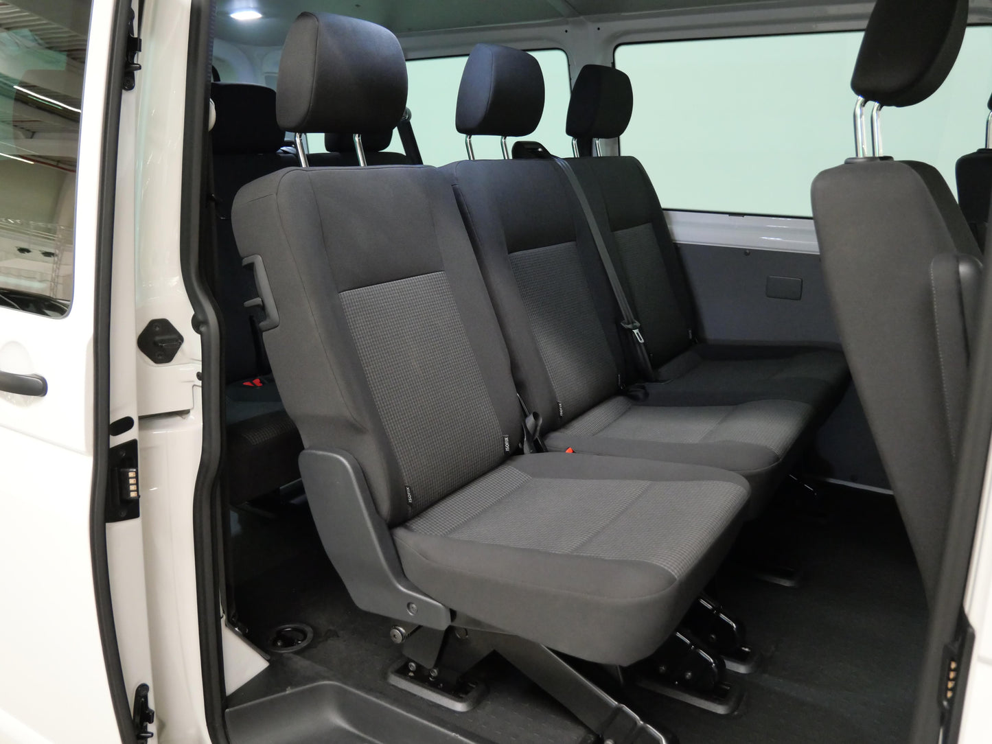 Volkswagen Transporter 2.0 TDI 110 kW Long