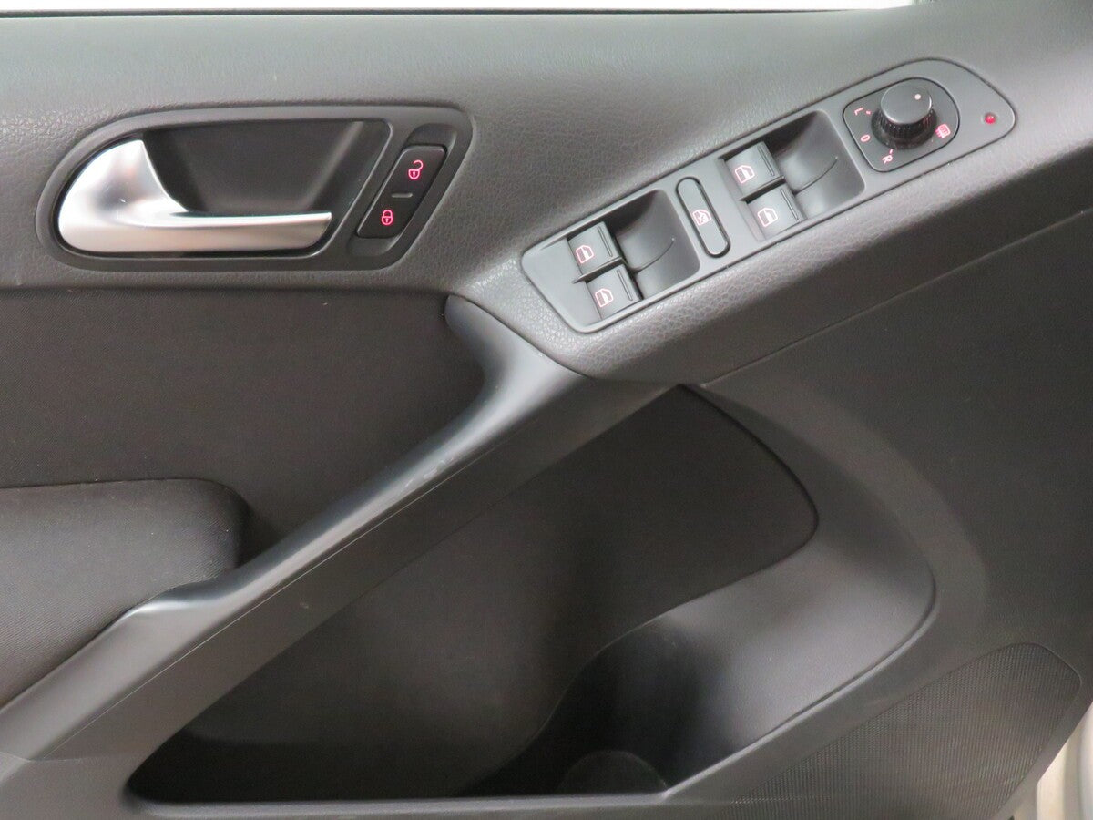Volkswagen Tiguan 1.4 TSI 110 kW Trend & Fun – foto 12