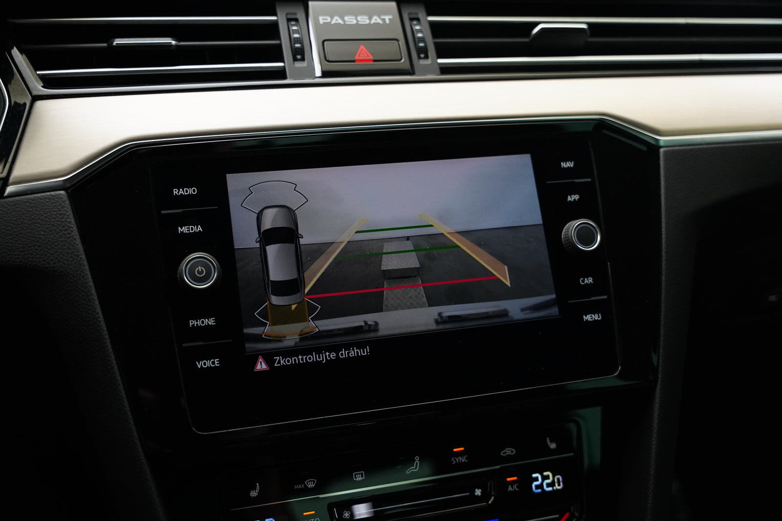 Volkswagen Passat 2.0 TDI 147 kW Elegance – foto 22