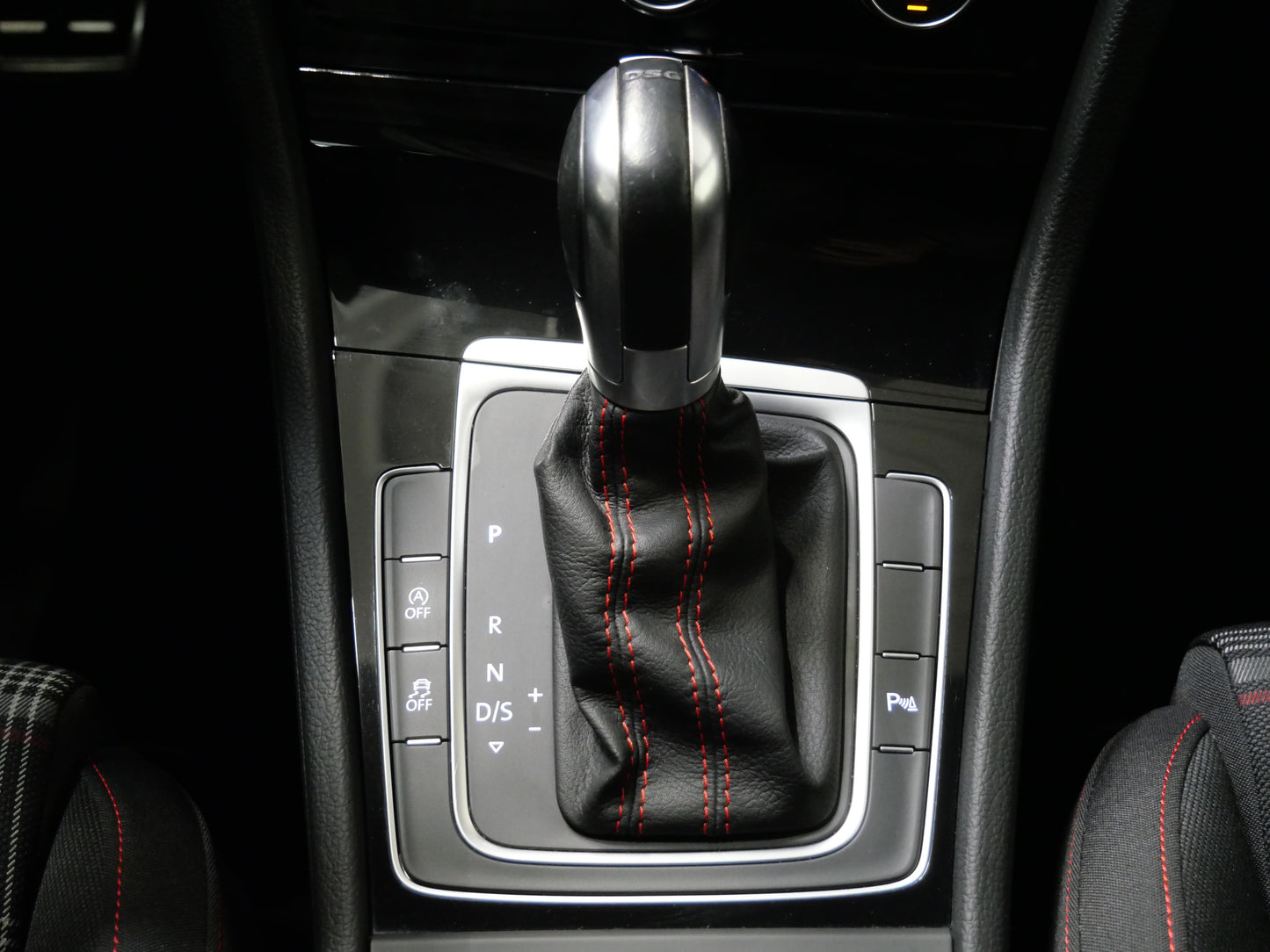 Volkswagen Golf 2.0 TSI GTI 180 kW Performance