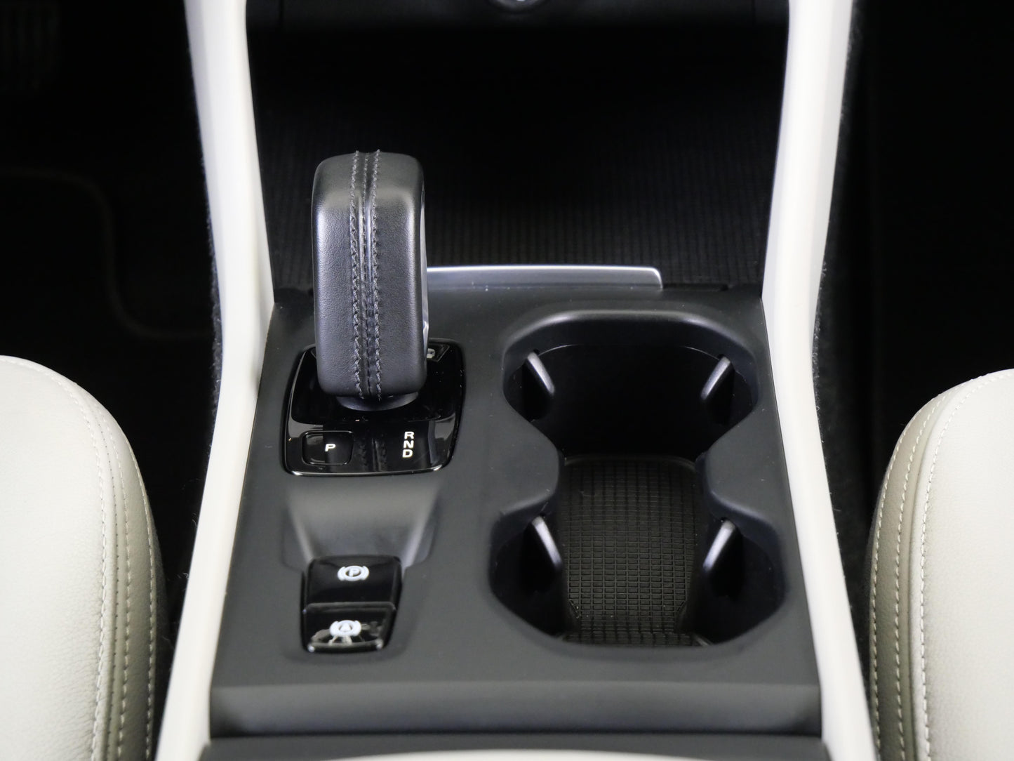 Volvo XC40 2.0 D3 110 kW Momentum Pro