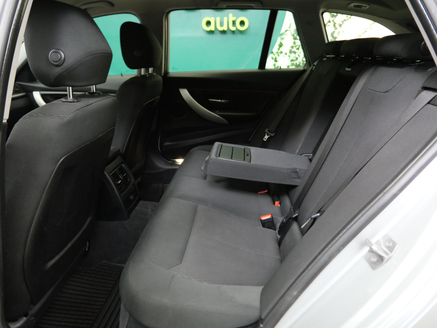 BMW 320 320d 140 kW xDrive