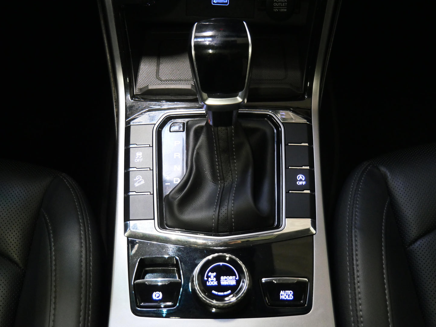 Ssang Yong Korando 1.5 Turbo e-XGI 120 kW Premium