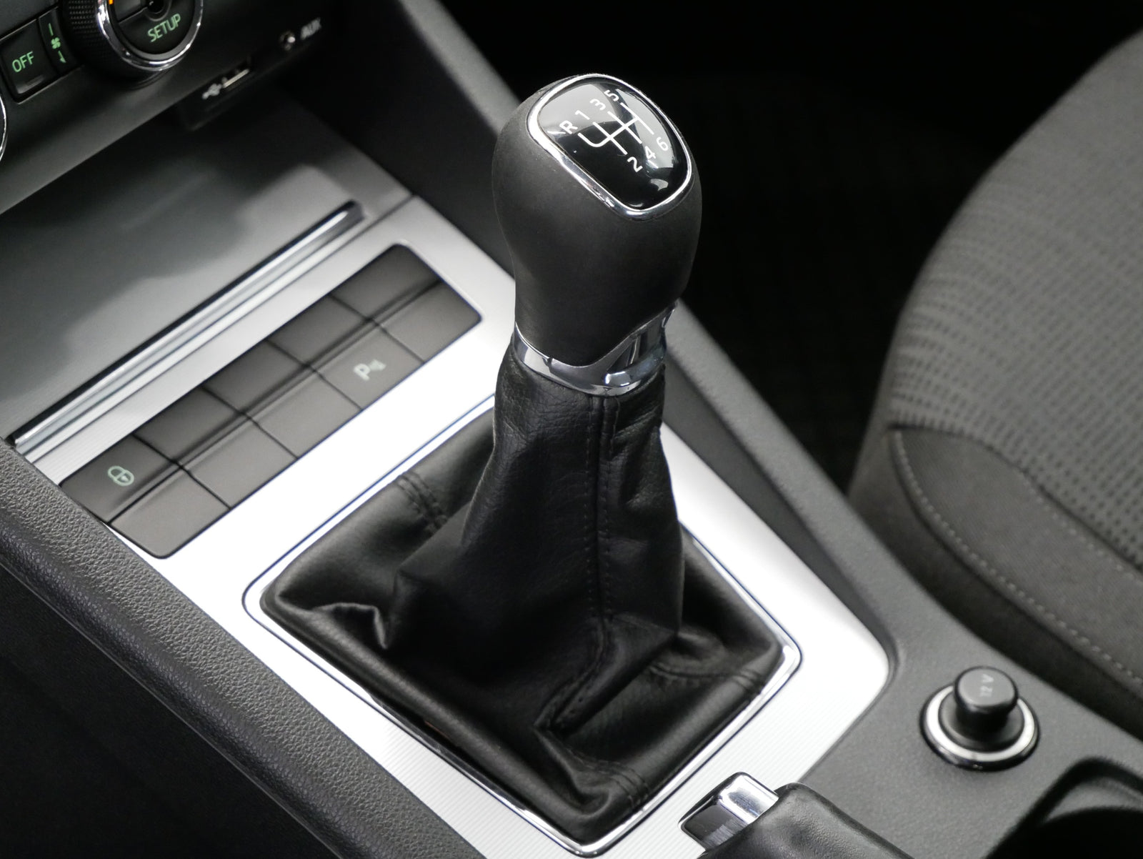 Škoda Octavia 2.0 TDI 110kW Elegance Plus – foto 23