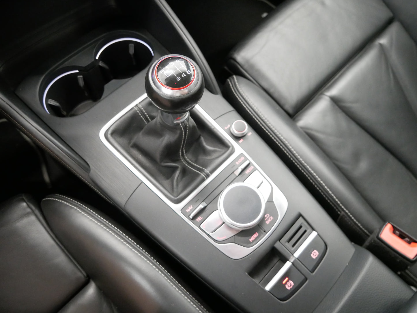 Audi S3 2.0TFSi 221kW Quattro