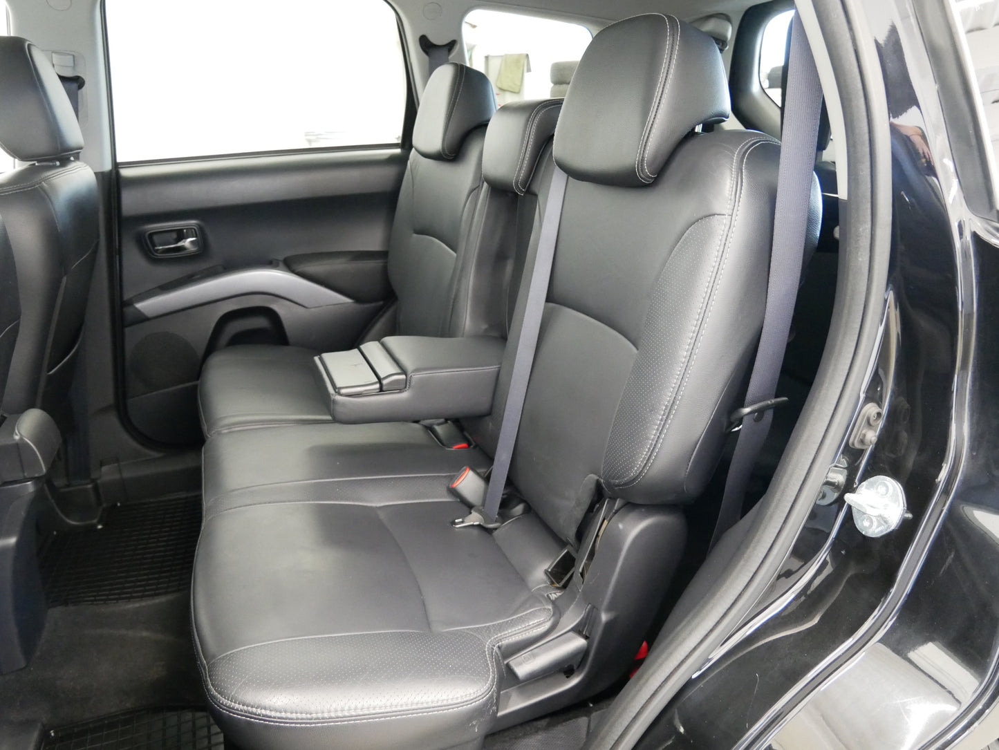 Peugeot 4007 2.2 HDI 115 kW