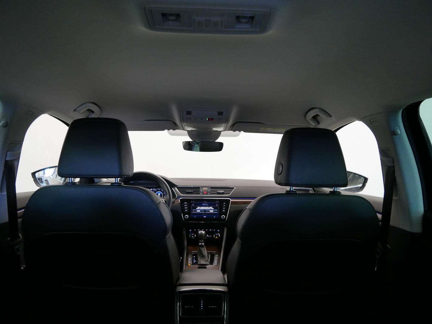 Škoda Superb 2.0 TDI 140 kW Scout