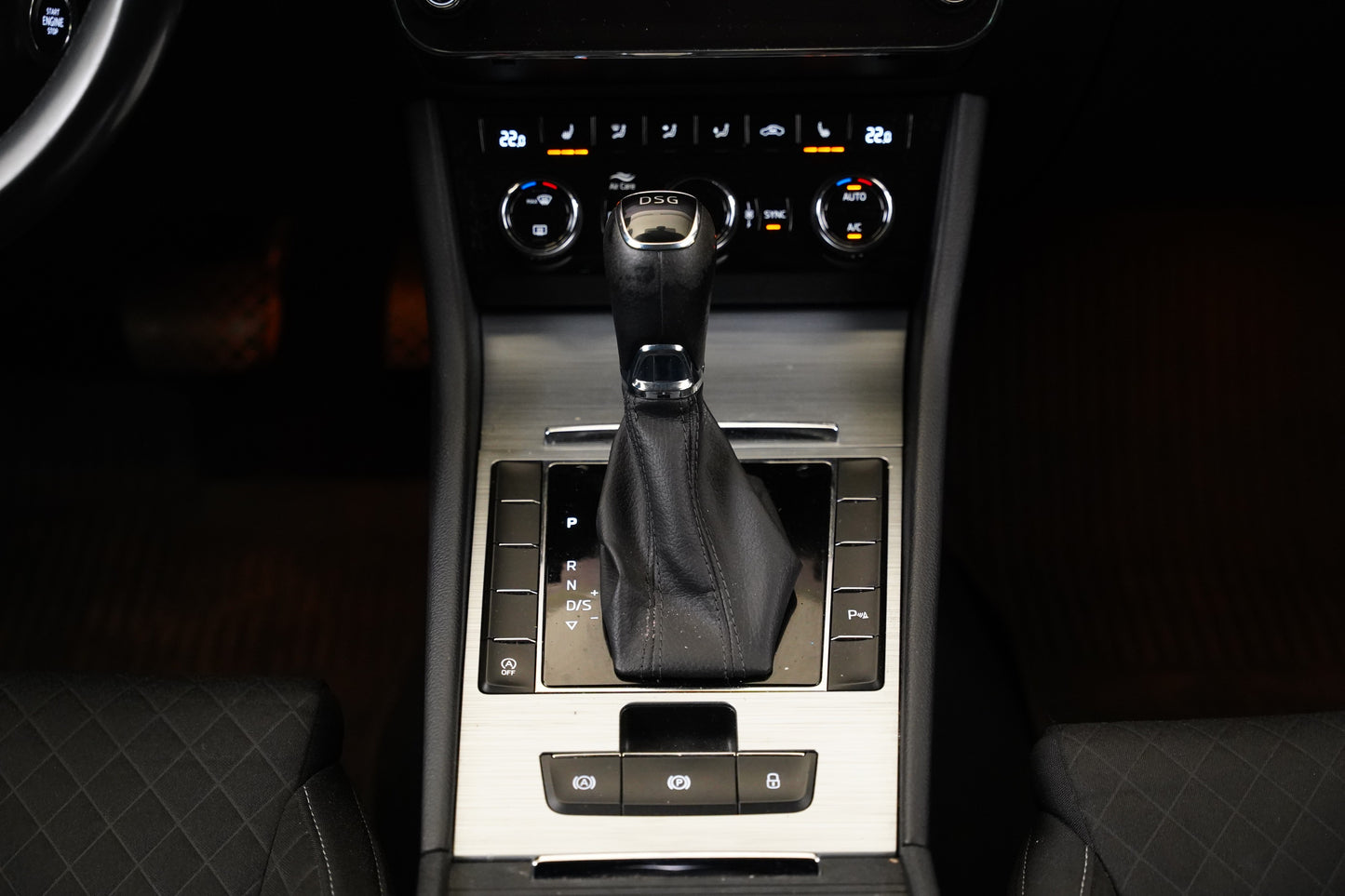 Škoda Superb 2.0 TDI 110 kW Ambition Plus