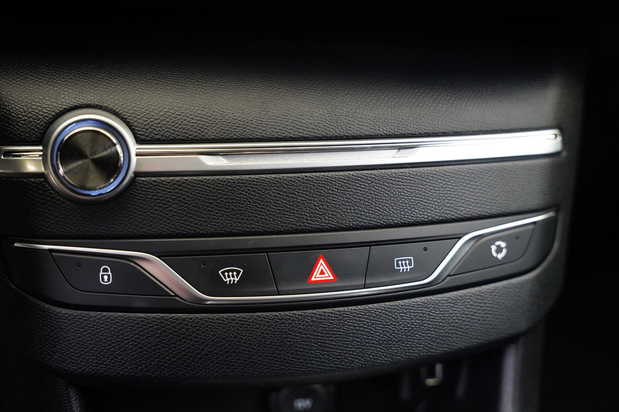 Peugeot 308 1.2 PT 96 kW – foto 23