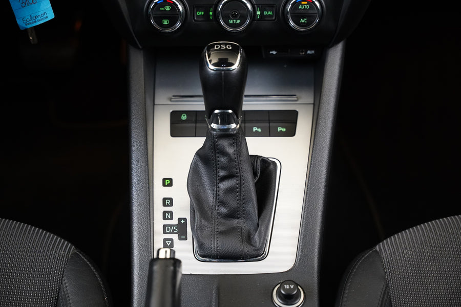 Škoda Octavia 2.0 TDI 110 kW DSG Elegance – foto 23