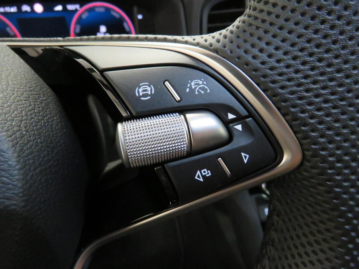 Škoda Karoq 1.5 TSI 110 kW Sportline
